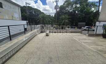 Imagem: Sala comercial à venda, 2 banheiros, ar