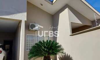 Imagem 3: Casa de Rua - Casa 3 quartos