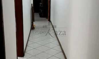 Imagem 7: Oportunidade - Casa - Jardim Uirá - 4 Dormitórios - 136m²