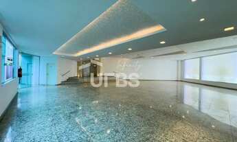 Imagem 5: Sobrado comercial com fino acabamento