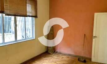 Imagem 2: Imóvel para venda tem 78 metros quadrados com 2 quartos em São Francisco - Niterói - RJ