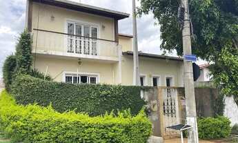 Imagem 3: Imóvel para venda possui 120 metros quadrados com 1 suite e 3 quartos