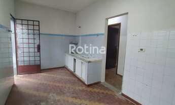 Imagem 3: Casa para aluguel, 3 quartos, 2 vagas, Martins - Uberlândia/MG