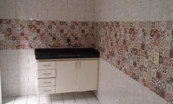 Imagem 4: Alugo casa com dois quartos grande