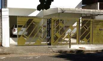 Imagem: Vendo Excelente Casa c/ 6 Quartos