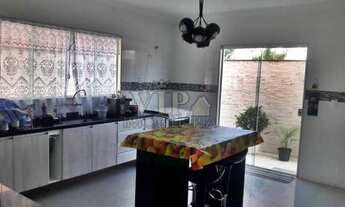 Imagem 7: Maravilhosa residência, condomínio fechado em Campo Grande. Agende sua visita!