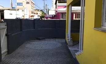 Imagem 4: Vendo, Centro, Residência antiga Toda baixa, 3 qtos, quintal, gar, Macaé/RJ