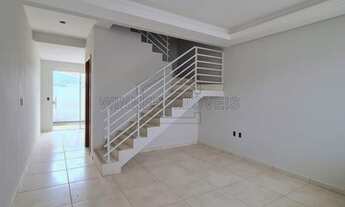 Imagem 2: Sobrado para Venda em São José, Bosque São José, 2 dormitórios, 2 banheiros, 2 vagas