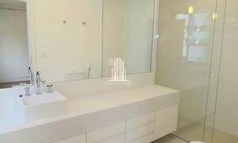 Imagem 7: Cobertura triplex 100% renovada no coração do Itaim Bibi. 9o andar - suite master com wal