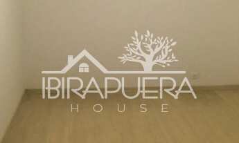 Imagem 5: Apartamento à venda no Itaim Bibi, 3 dormitórios sendo 1 suíte, 145m², cozinha com armário