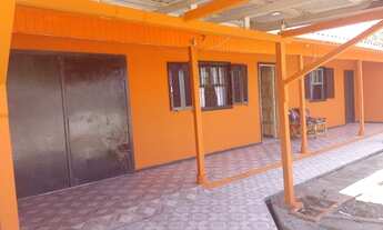 Imagem 3: VENDO CASA NA PRAIA MEIA QUADRA DO CENTRO