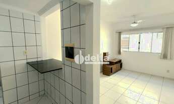 Imagem 2: Apartamento com 2 dormitórios à venda, 46 m² por R$ 130.000,00 - Chácaras Tubalina - Uberl