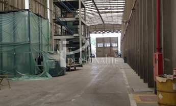 Imagem 2: Espetacular Galpão 8.200 m2 sendo 8.400m2 de Terrêno ,9 MTS Pé Direito à venda e para lo