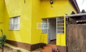 Imagem 4: Casa com 3 dormitórios, 2 banheiros e garagem para 2 veículos