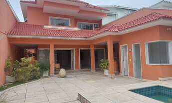 Imagem: Casa para venda tem 372 metros quadrados