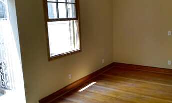 Imagem 3: DISPONÍVEL FINAL DE JULHO REFORMADO PRÓXIMO METRÔ ANA ROSA 02 (DOIS) DORMITÓRIOS VAGA DE