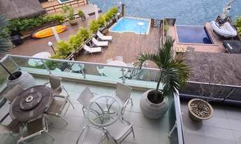 Imagem 3: Casa Condomínio Portogalo lado da Marina lancha na porta