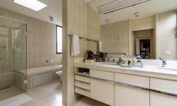 Imagem 3: LINDO SOBRADO DE 885 MTS COM 4 SUÍTES , 6 WCs, E 8 VAGAS DE GARAGEM NO MELHOR DO PACAEMBU