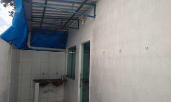 Imagem 2: Casa em condomínio fechado com 2 quartos 1suite, no blindex ,portão eletrônico bairro flor