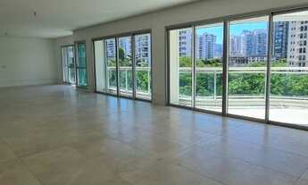 Imagem 3: Alto padrão no mais luxuoso condomínio da Península com 4 suítes, 298m² e com varanda de