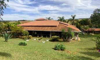 Imagem 7: Fazendinha com área de 2 ha no Portal Serra Azul em Mateus Leme - MG