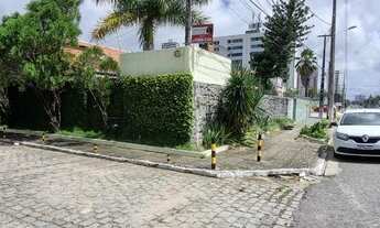 Imagem 6: Casa para aluguel e venda possui 500 metros quadrados com 4 quartos em Lagoa Nova - Natal