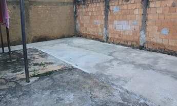 Imagem 2: Casa para venda com 200 metros quadrados com 2 quartos em Arapoanga - Brasília - DF