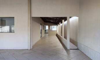 Imagem 7: Aluga casa 4 quartos + barracão no fundo com 2 quarto, sala e cozinha