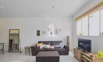 Imagem: Casa à venda com 155m², 3 quartos e 1