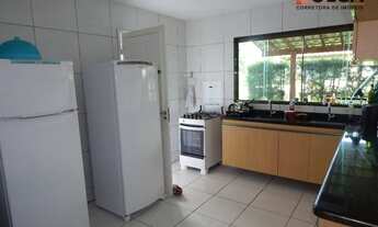 Imagem 6: Casa em condomínio de luxo / 07 quartos / garagem para 10 carros / suítes / campo de vôlei