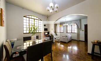 Imagem 6: Casa para Aluguel - Álvaro Camargos, 3 Quartos, 201 m2