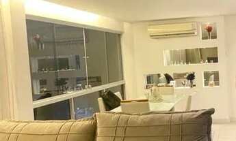 Imagem 5: Italoraul6/ APT De Luxo, Cozinha com móveis requintados, Piscina particular, Permitido ani