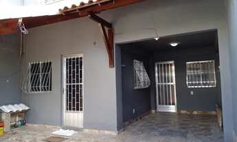 Imagem 3: Ótimo Local ! Casa com 3 dormitórios