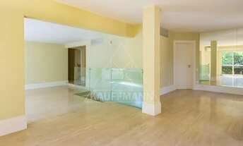 Imagem 4: Apartamento com jeito de casa em frente ao clube Pinheiros