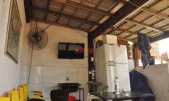 Imagem 3: Sobrado com vagas de garagem coberta