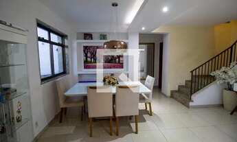 Imagem 2: Casa para Aluguel - Pitangueiras, 3 Quartos, 250 m2