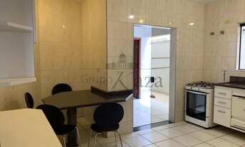 Imagem 4: Apartamento para aluguel tem 280 metros quadrados com 4 quartos