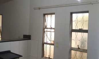 Imagem 2: Casa de fundo para alugar