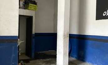 Imagem 3: Aluga se loja Galpão / depósito com 2 vagas na garagem