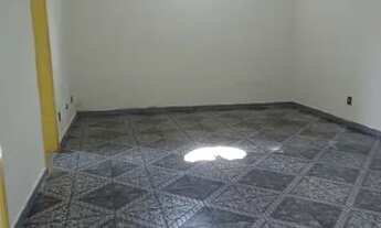 Imagem 3: Casa para aluguel com 2 quartos em Bento Ribeiro - Rua Conde de Rezende - Rio de Janeiro