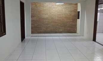 Imagem 2: Aluga-se ótima casa com 4 suítes na Cohabinal-Parnamirim