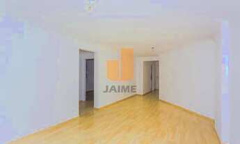 Imagem 4: Ótimo apartamento bem localizado em frente ao Shopping com 2 dormitórios amplos e uma vaga