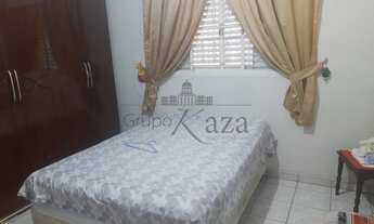 Imagem 2: Casa para venda tem 224 metros quadrados com 2 quartos em Jardim das Indústrias - Jacareí