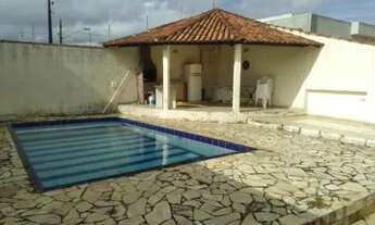 Imagem: Casa a venda com 2 quartos E piscina, à