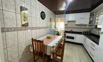 Imagem 2: AMPLA CASA COM A POUCOS MINUTOS DA AVENIDA DAS TORRES E BR101