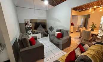 Imagem 4: Casa de 80m² no Bairro Palestina com 3 Quartos, Garagem, 2 Banheiros e Quintal