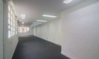 Imagem 2: Espaço Corporativo à Venda no Coração do Rio de Janeiro: 1 Sala, 2 Banheiros e 150m² no Ce