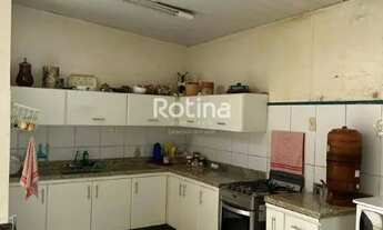 Imagem 4: Casa à venda, 3 quartos, Centro - Uberlândia/MG - Rotina Imobiliária