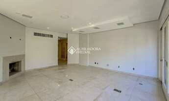 Imagem 4: Imóvel para aluguel tem 177 metros quadrados com 3 quartos em Mont Serrat - Porto Alegre