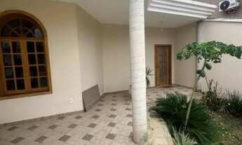 Imagem 4: Casa para Venda em Belo Horizonte, Castelo, 3 dormitórios, 1 suíte, 4 banheiros, 6 vagas